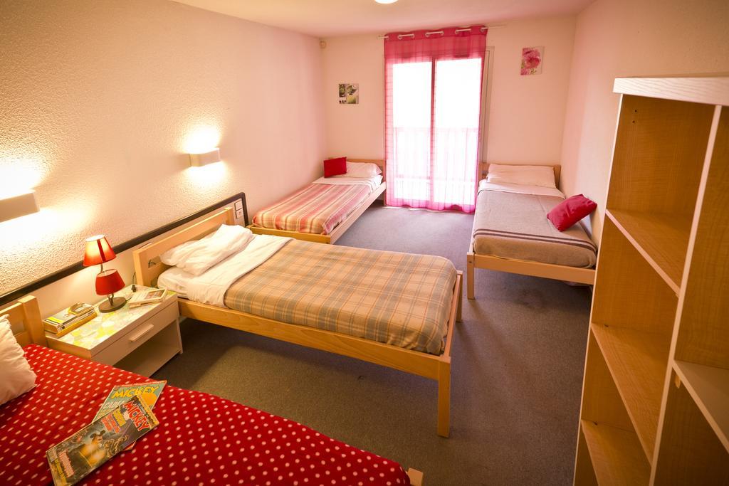Centre De Vacances Le Hameau Rollot บาแรฌ ภายนอก รูปภาพ